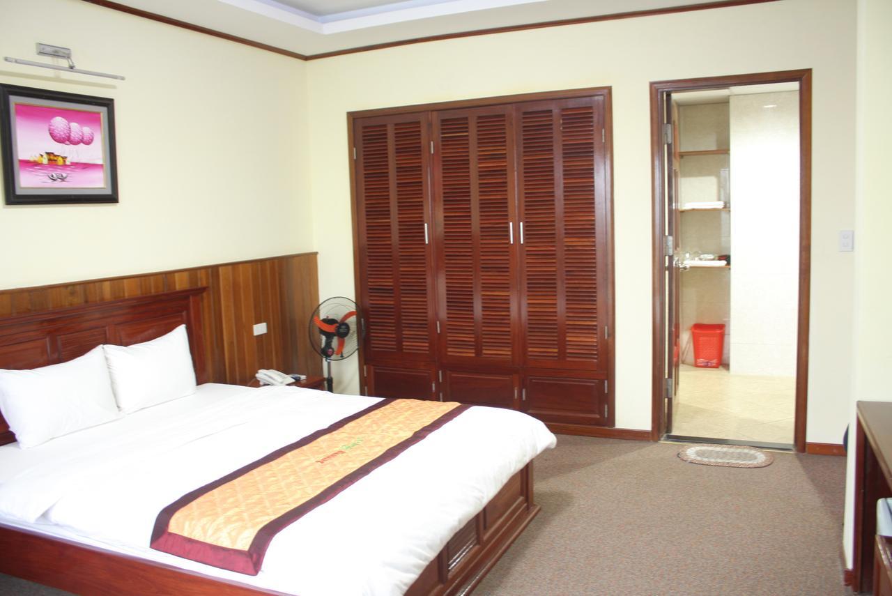 Beijing Hotel Vinh Esterno foto