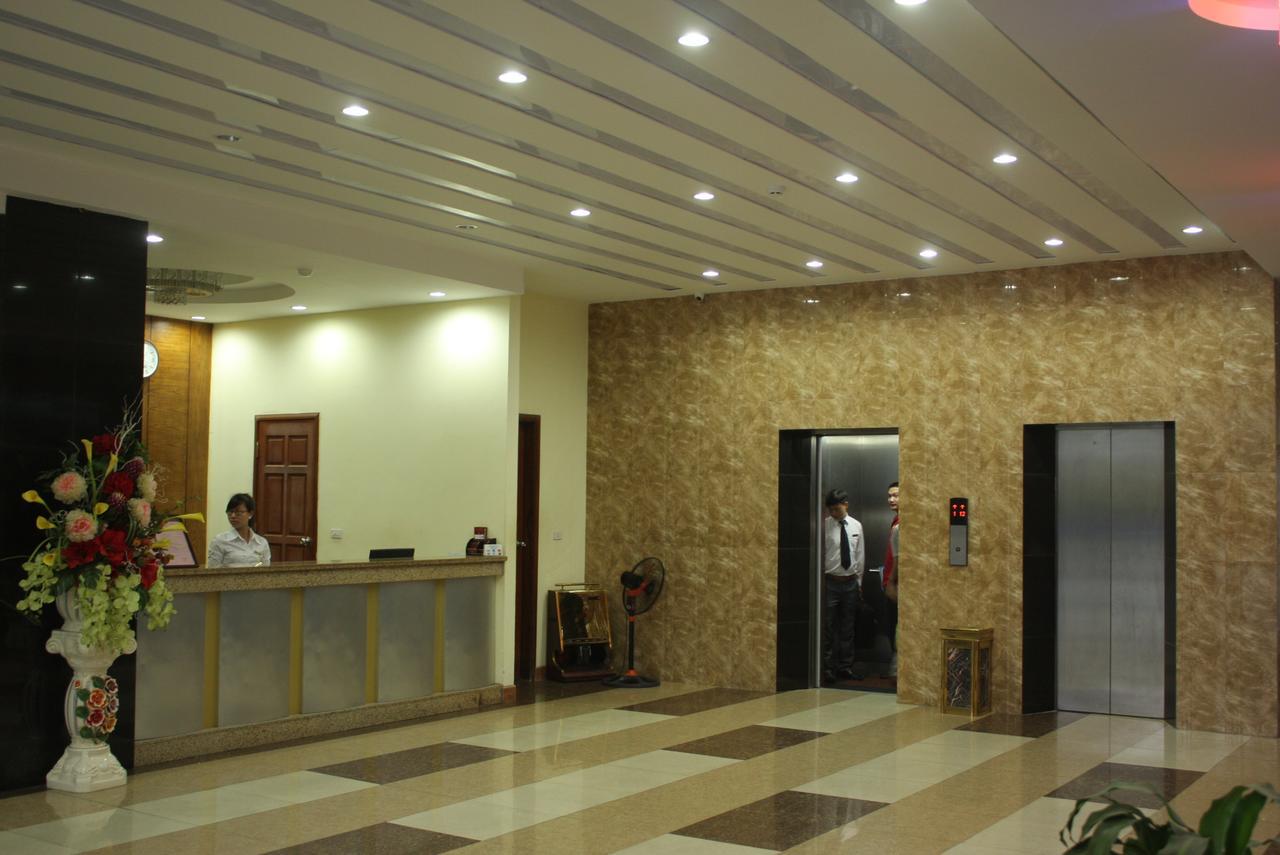 Beijing Hotel Vinh Esterno foto