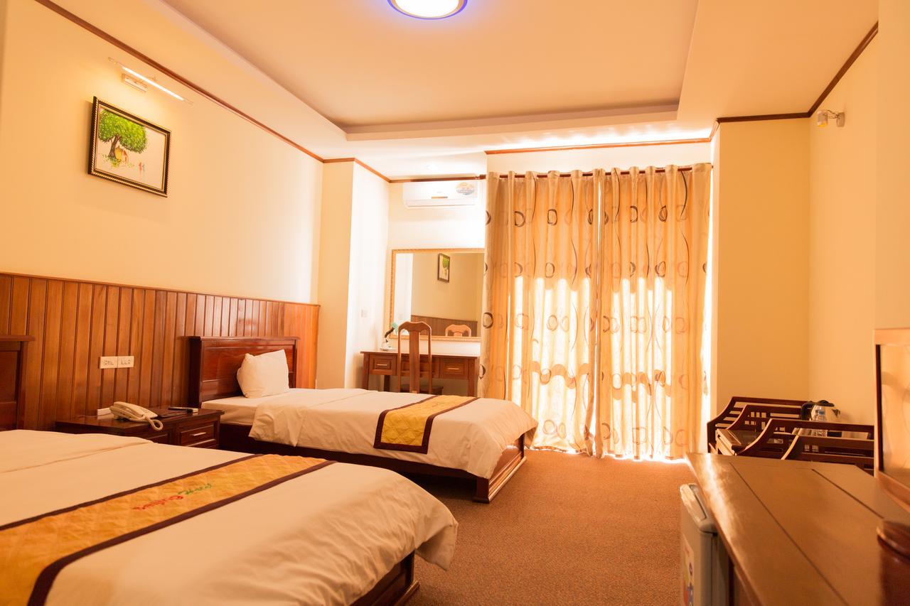 Beijing Hotel Vinh Esterno foto
